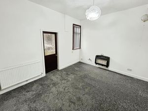 Dining room- click for photo gallery